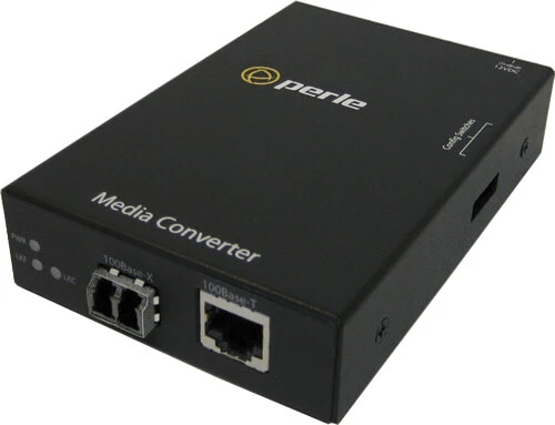 Perle Fast Ethernet, 100Base-TX - 100Base-LX, 1310nm, singlemode, LC, UK Power Cord