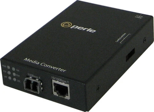 Perle 10/100 Fast Ethernet, 10/100Base-TX - 100Base-FX, 1310nm, multimode, LC, UK Power Cord