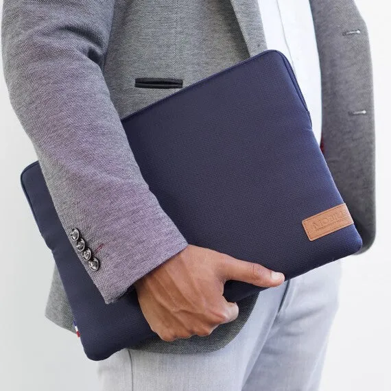 Mobilis 069001 laptop case 35.6 cm (14") Sleeve case Blue
