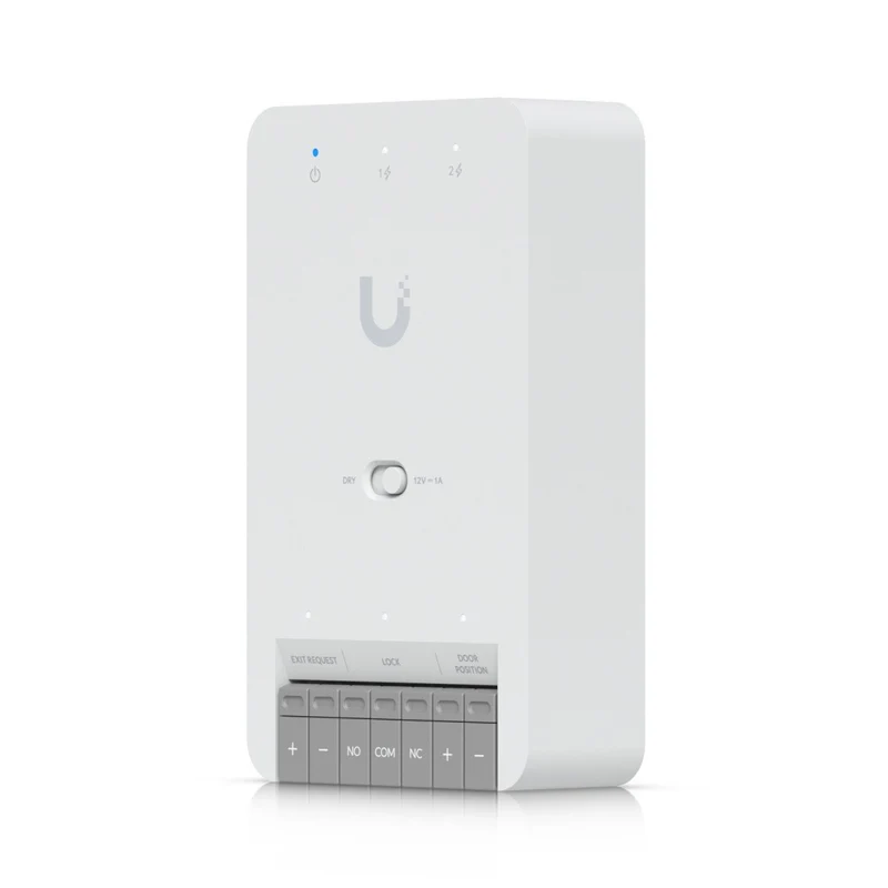 Compact access hub for entry or exit for