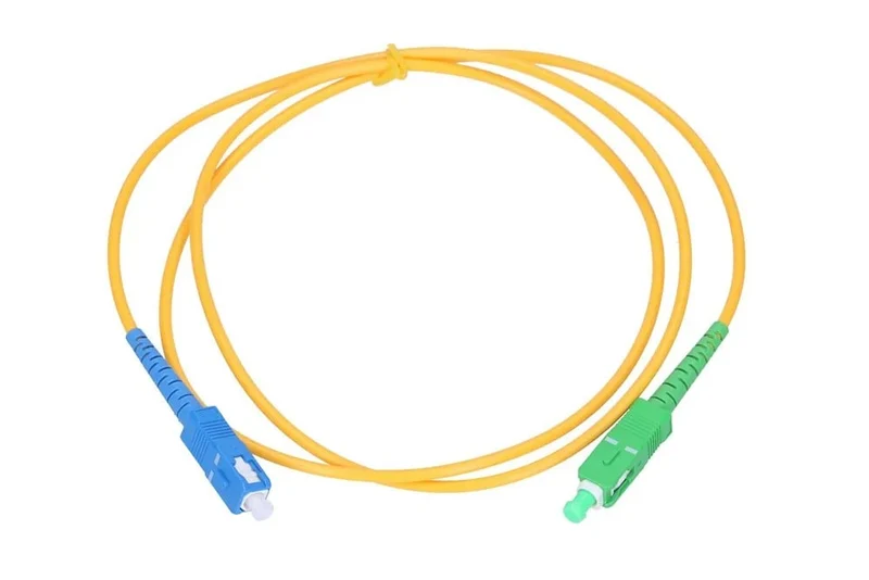Extralink SC/APC-SC/UPC | patchcord | Singlemode, Simplex, G652D, 3mm, 1m