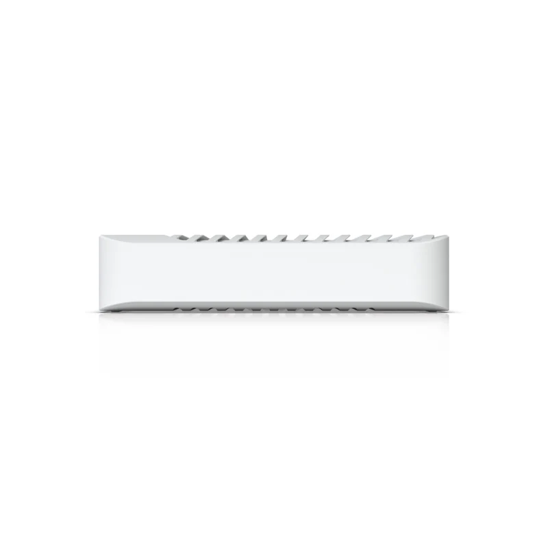 UniFi 8 port GbE POE++switch with SFP+