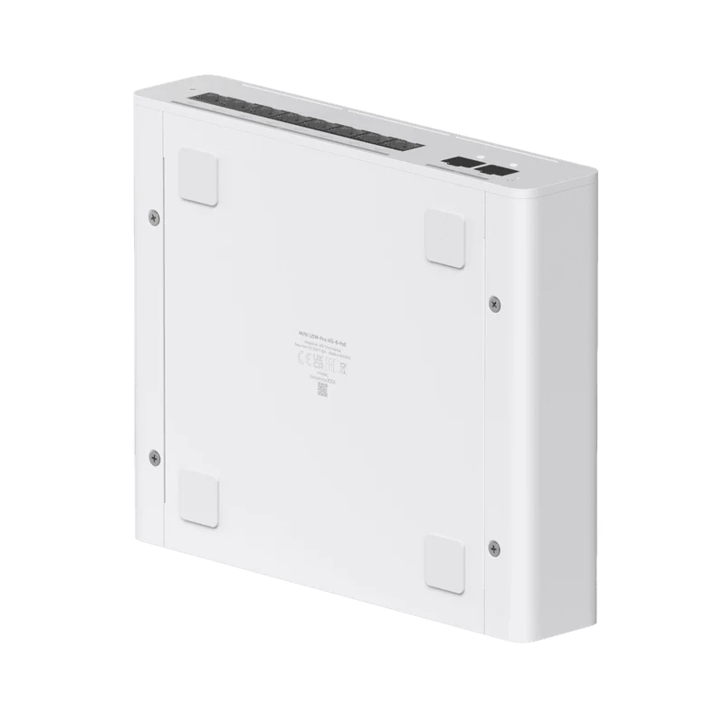 Compact desktop/wall-mountable professi