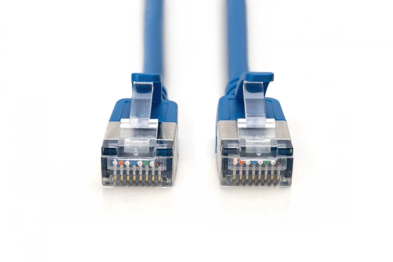 Câble patch RJ45-RJ45 slim, Cat. 6A, F/FTP, AWG 32/7, LSOH, 0,3 m, bleu