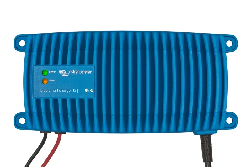 Victron Energy Blue Smart IP67 Charger 12/17(1) 230V CEE 7/7