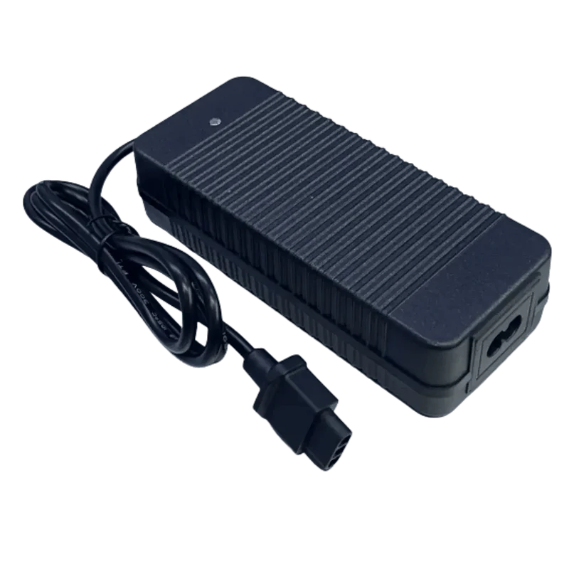 Chargeur 53.3V 2A pour trottinette, scooter électrique, fiche 3 broches